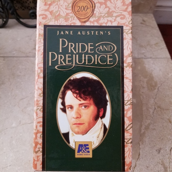 3/$20 Jane Austen's Pride & Prejudice VHS - Picture 2 of 6
